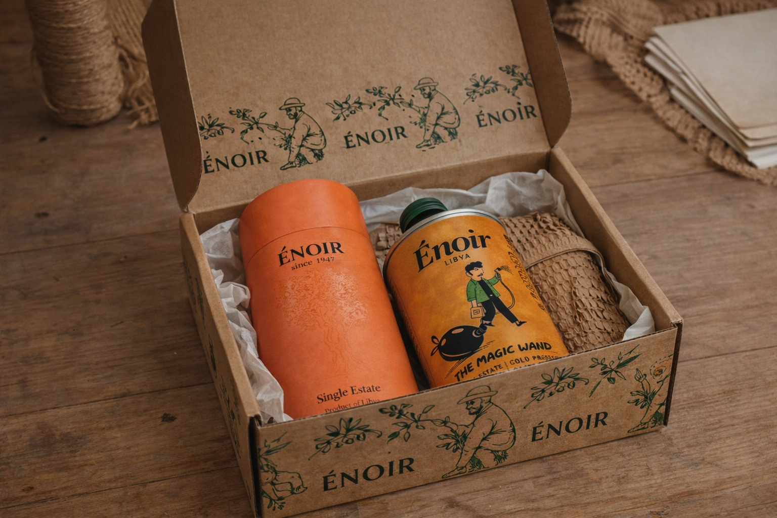 ÉNOIR gift box open